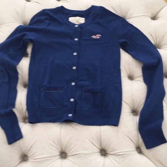 Hollister sweater